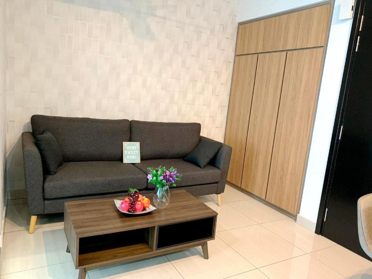 Almas Suites Puteri Harbour Nusajaya  Eksteriør bilde