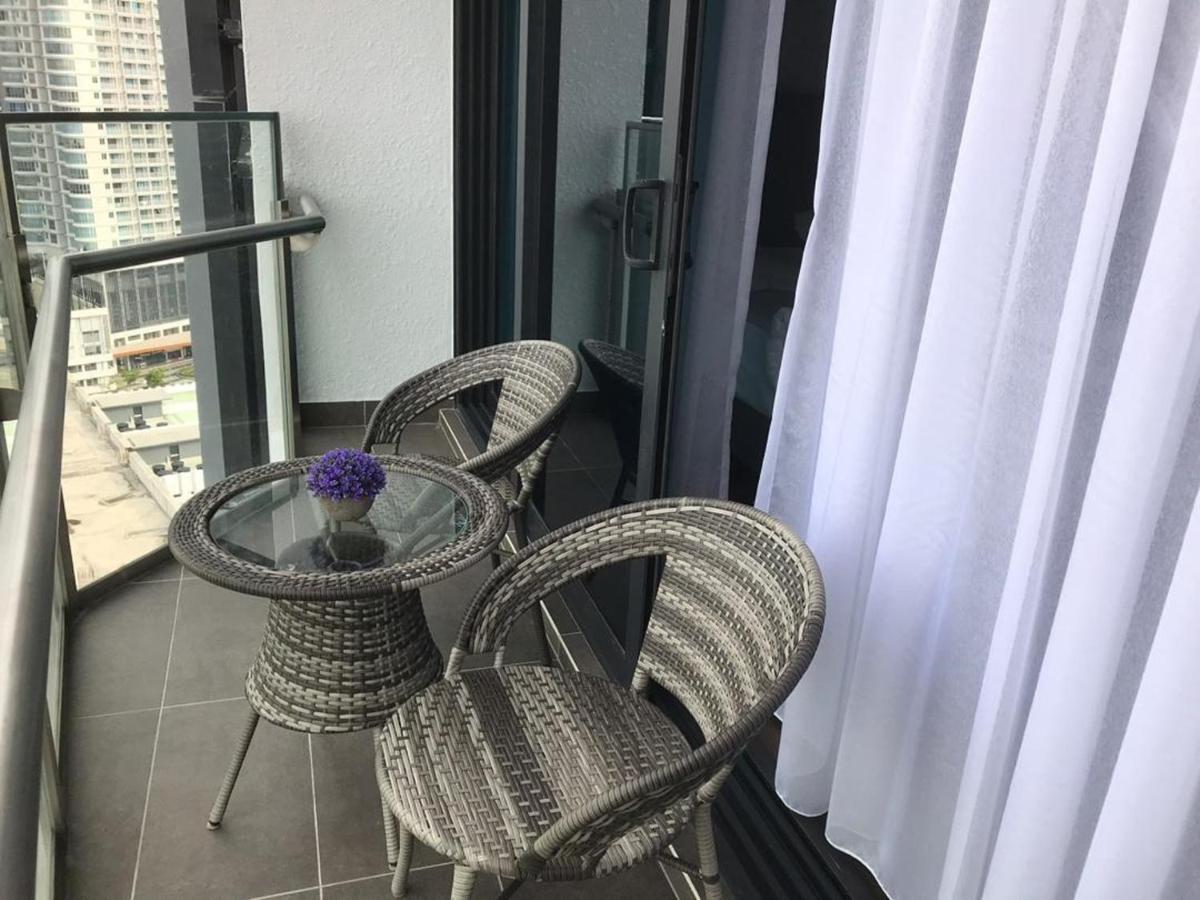 Almas Suites Puteri Harbour Nusajaya  Eksteriør bilde
