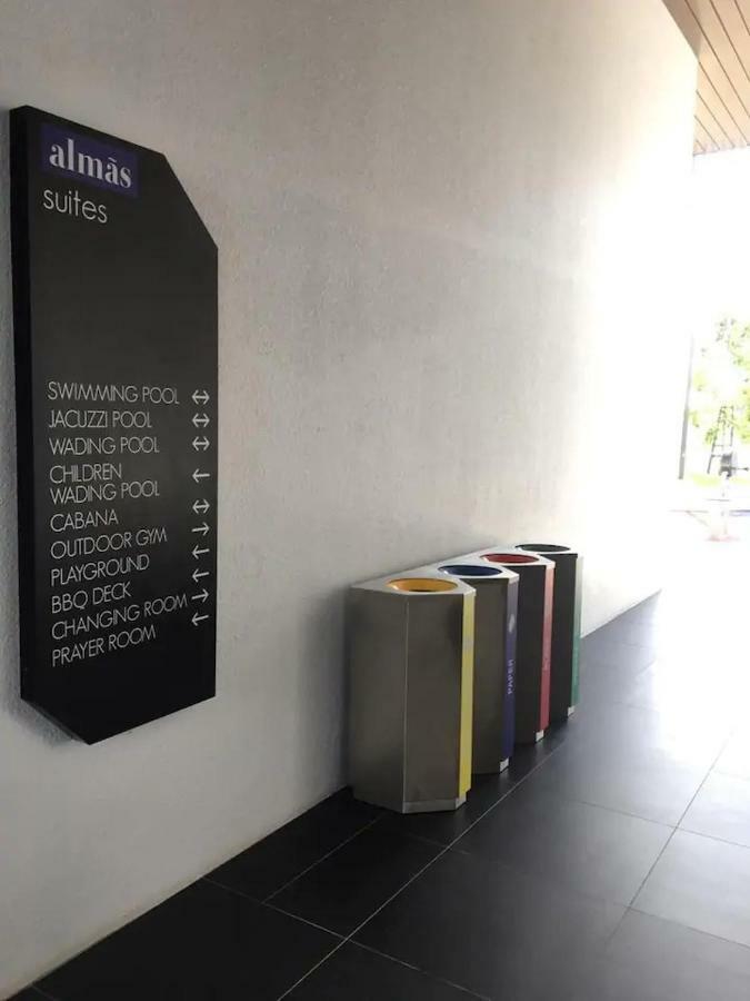 Almas Suites Puteri Harbour Nusajaya  Eksteriør bilde